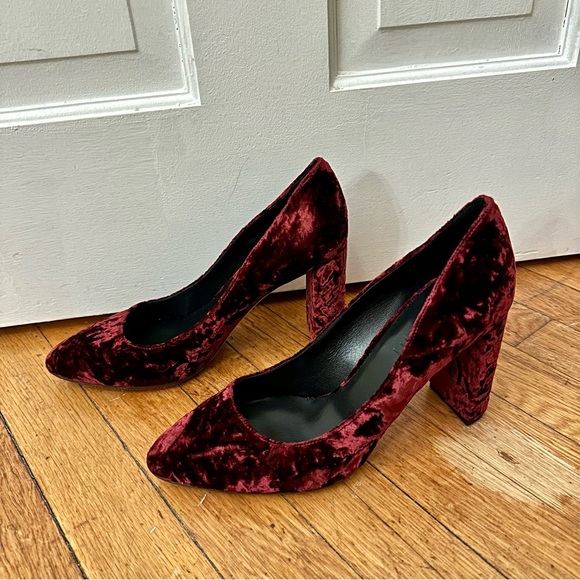 ✨ M. Gemi resoled Lustro burgundy crushed velvet 3.5" block heels, 39M - Picture 4 of 6
